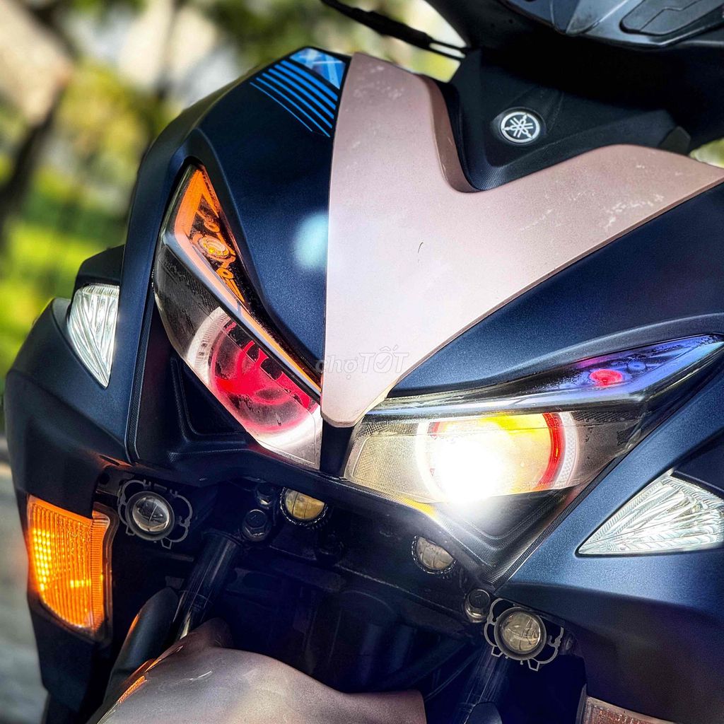 Xe Máy Mạnh Tường - NVX 155 ABS BS 29 bi cầu chất. Mua bán Xe máy tại Quận Bắc Từ Liêm Hà Nội được đăng bởi XE MÁY MẠNH TƯỜNG hình 3