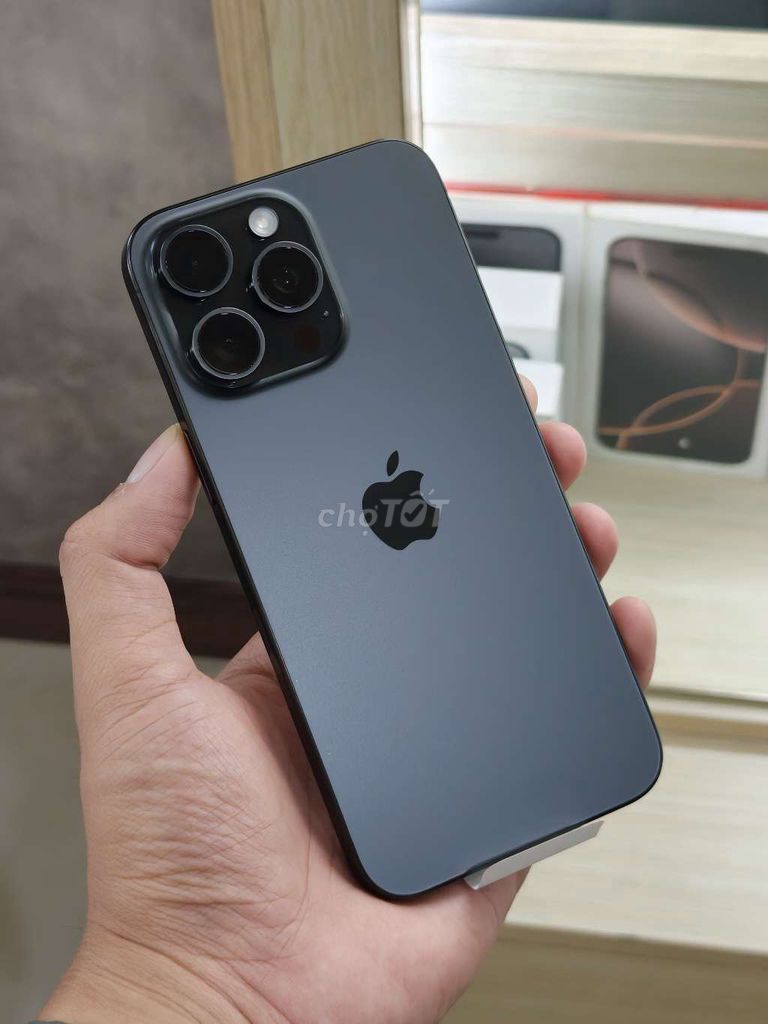 Apple iPhone 15 ProMax 256GB Black Quốc Tế Mỹ. Mua bán Điện thoại tại Quận 4 Tp Hồ Chí Minh được đăng bởi Thanh Phong Mobile hình 1