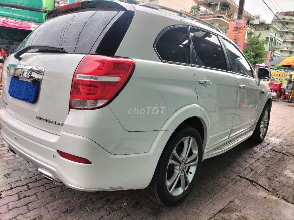 Chevrolet Captiva LTZ 2014 белый автомат