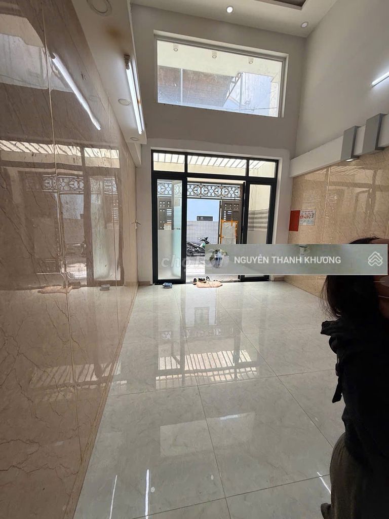 Дом в переулке 8м, 1 поворот, Нгуен Оань - Нгуен Ван Зунг, нов. район, П6, ГОВ