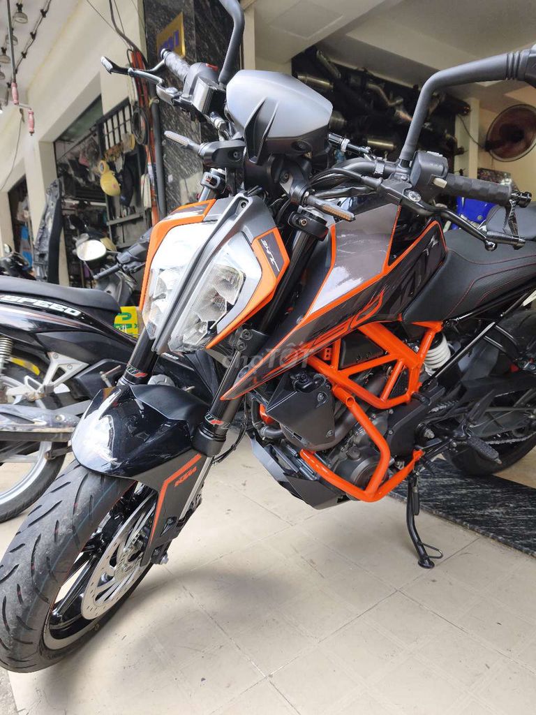 🥰TPHCM SiêuĐẹp KTM Duke390 bs59A3 chính chủ🥰. Mua bán Xe máy tại Quận 10 Tp Hồ Chí Minh được đăng bởi Hoàng Phúc  hình 3