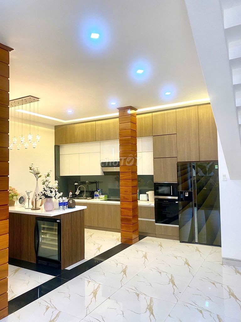 Cần bán căn góc 2 mặt tiền, 320m2, 4 tầng, view hồ Đống Đa!. Mua bán nhà ở tại Thành phố Qui Nhơn Bình Định được đăng bởi Võ Văn Nguyên Vĩ hình 2