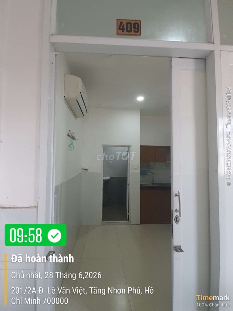 Căn phòng wc, bếp, máy lạnh, tủ lạnh, trung tâm Thủ Đức_ Quận 9