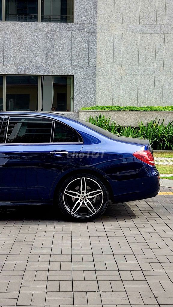 E300 AMG giá mua mới 3,2 tỷ nay bán 1ty2xx. Mua bán Ô tô tại Quận 7 Tp Hồ Chí Minh được đăng bởi tuấn anh hình 10