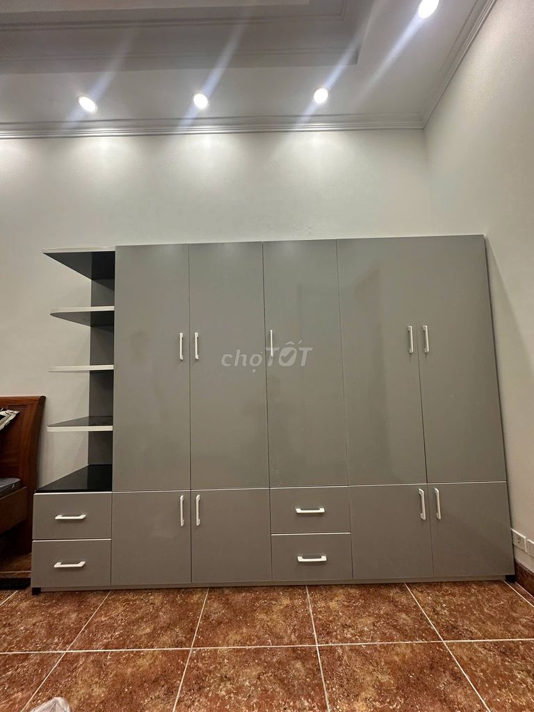 Tủ quần áo Nhựa Đài Loan Xám 5 cánh 243cm. Mua bán Tủ, kệ gia đình tại Quận Cầu Giấy Hà Nội được đăng bởi Nội thất nhựa Hà Nội  hình 1