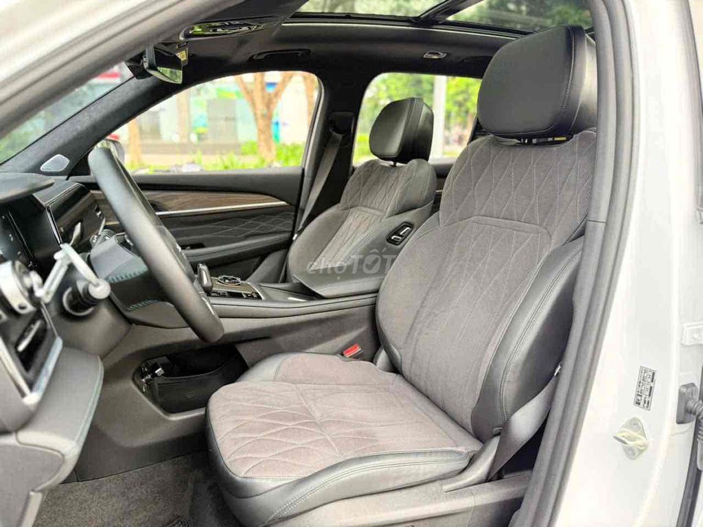 Geely Monjaro 2025 photo 2