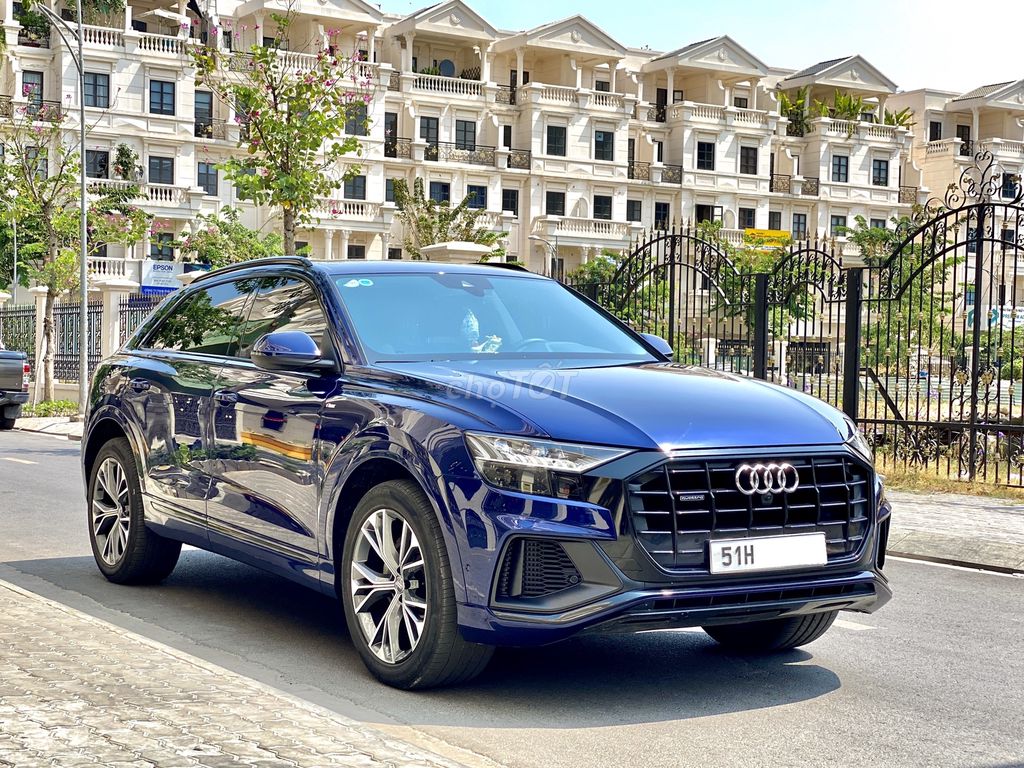 AUDI Q8 55 TFSI S-Line Quattro DK 2021 MỚI 99%