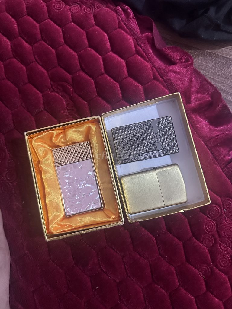 Bán bật lửa cả 300k. Mua bán Đồ sưu tầm, đồ cổ tại Huyện Hà Trung Thanh Hóa được đăng bởi Đạt Minh hình 1