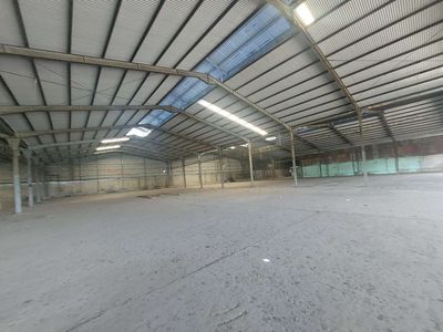 Cho thuê kho xưởng 1800m2.Đường xe công ,Pccc vách tường,chánh phú hòa