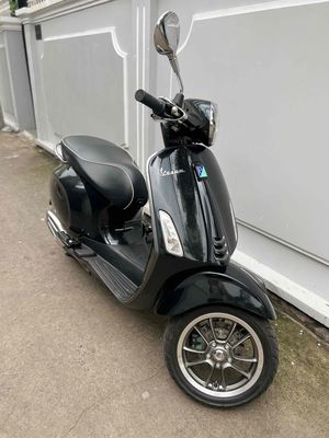 Piaggio Vespa Primavera S125 2022 Đen 15.000 km. Mua bán Xe máy tại Quận Bình Thạnh Tp Hồ Chí Minh được đăng bởi Đinh Minh Hiếu