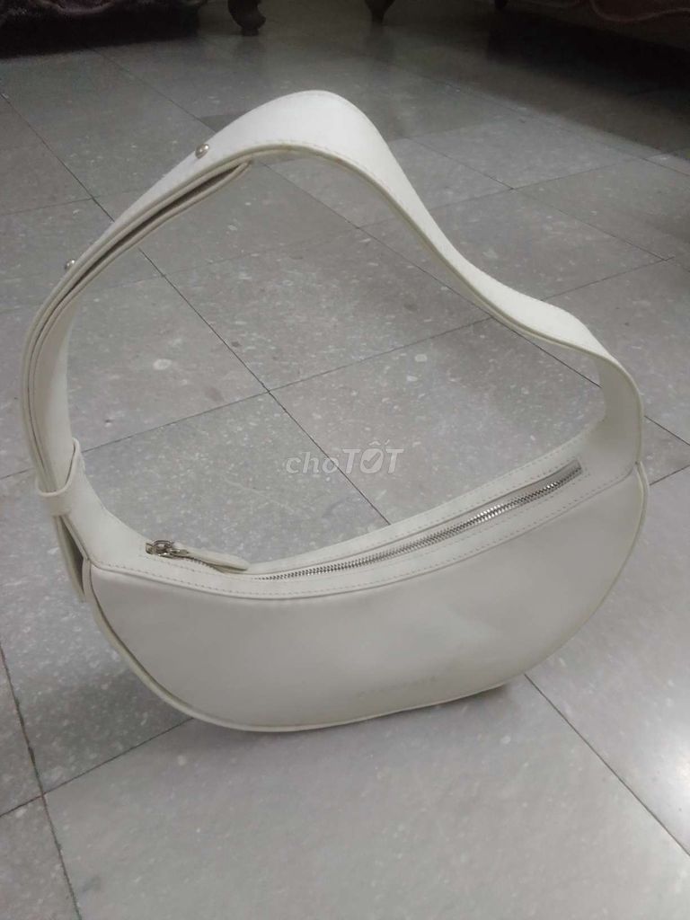 Túi xách thời trang. Mua bán Túi xách tại Quận Hai Bà Trưng Hà Nội được đăng bởi Tuấn hình 5