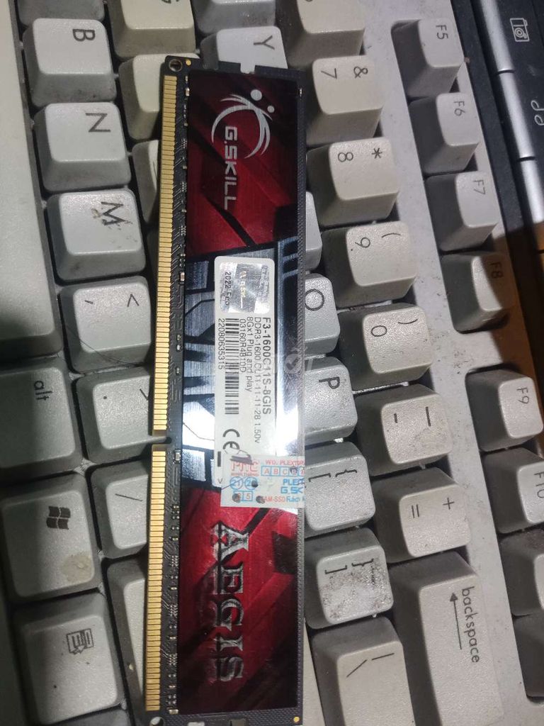 Dram 3 8G/1600 Gskill tảnlá chính hãng đẹp nhưmới . Mua bán Linh kiện (RAM, Card...) tại Quận 8 Tp Hồ Chí Minh được đăng bởi datlinhkienvitinhcu hình 1