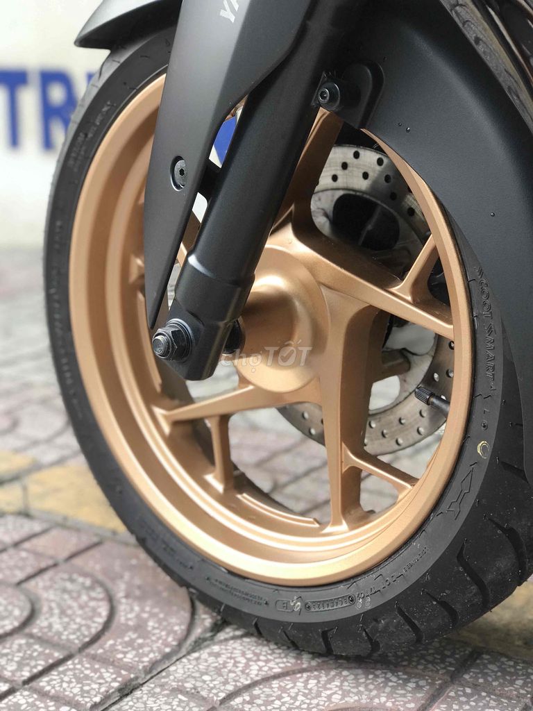 XMAX300 BSTP 1 CHỦ - ZIN NGUYÊN CON - GÓP NỢ XẤU. Mua bán Xe máy tại Quận 8 Tp Hồ Chí Minh được đăng bởi XE MÁY NGUYỄN MINH SƠN hình 7