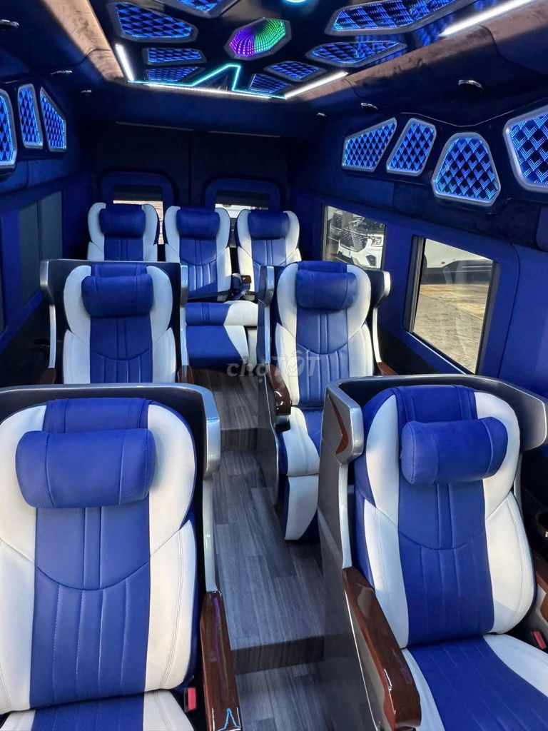 Ford Transit Limousine 10-12 chỗ Mới 100%. Mua bán Ô tô tại Quận 8 Tp Hồ Chí Minh được đăng bởi Tiến Phát hình 6