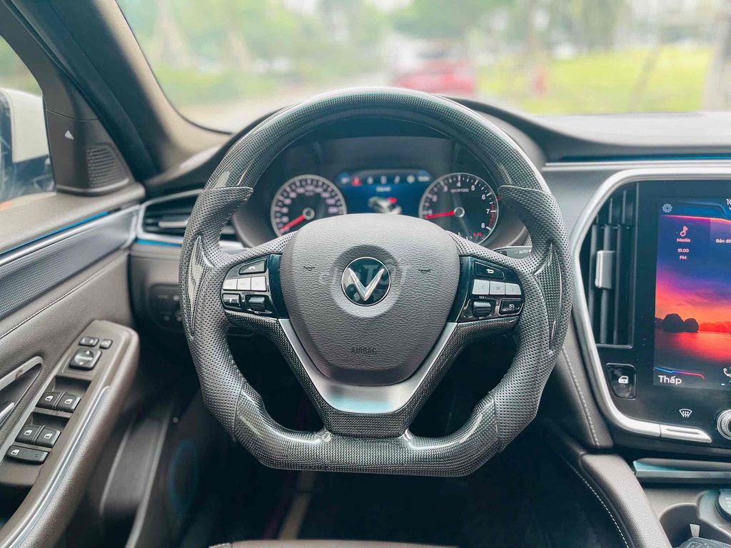 VinFast Lux A2.0 2020 Plus 2.0 AT - 50000 km