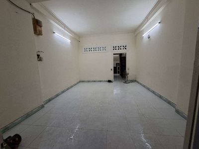 Cho Thuê nhà nguyên căn hẻm rộng