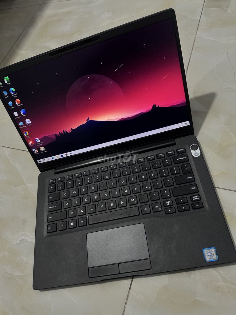 Dell Latitude 7400 i5 8GB/256GB SSD Windows 10 Pro. Mua bán Laptop tại Thành phố Thủ Dầu Một Bình Dương được đăng bởi Hoang Tran hình 1