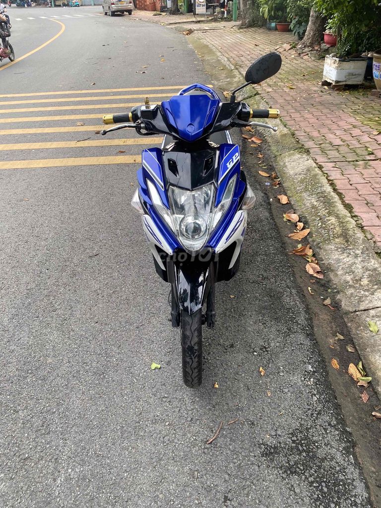 Yamaha nouvo5. Mua bán Xe máy tại Thành phố Dĩ An Bình Dương được đăng bởi Nguyễn xuân dũng hình 1