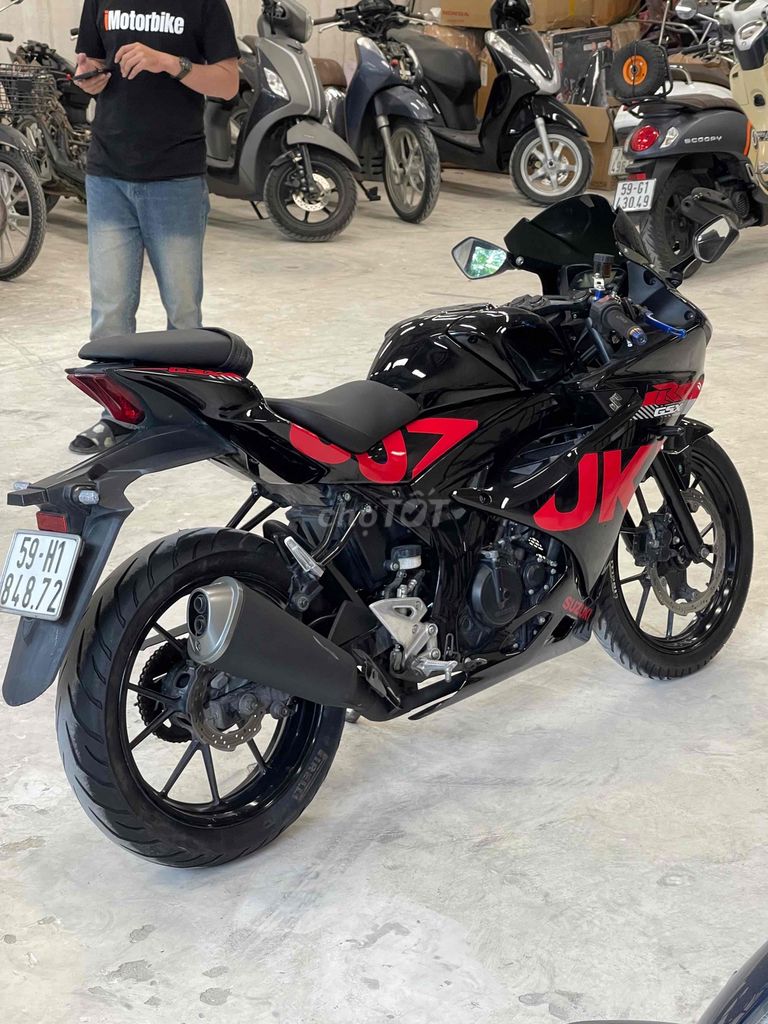 🛵 BÁN NHANH: SUZUKI -  GSX-R150 - ĐỜI 2021 🔥. Mua bán Xe máy tại Thành phố Thủ Đức Tp Hồ Chí Minh được đăng bởi iMotorbike Tiến Lộc hình 4
