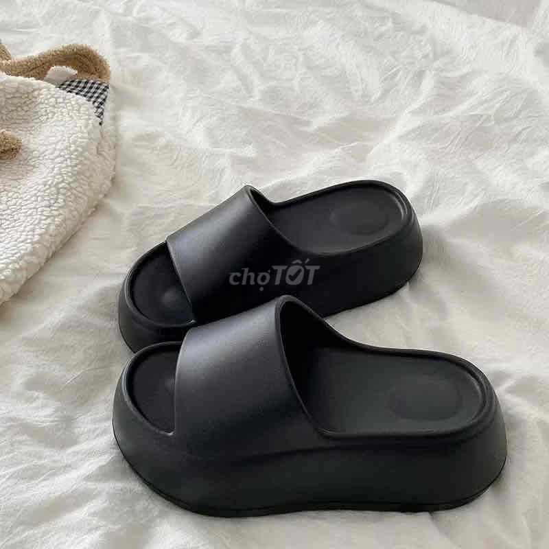 Dép bánh mì Nữ  Size 38/39. Mua bán Giày dép tại Quận Hà Đông Hà Nội được đăng bởi Nam Tokyo hình 1