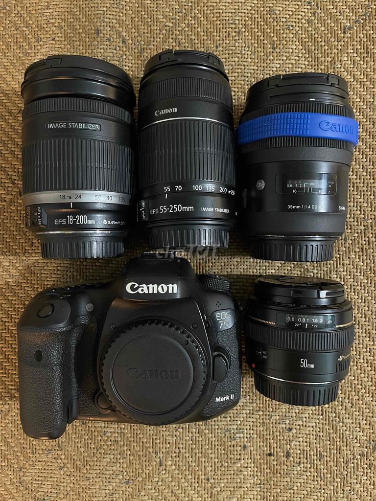Máy ảnh Canon 7D Mark II Đen. Mua bán Máy ảnh, Máy quay tại Quận Liên Chiểu Đà Nẵng được đăng bởi Hồ Thị Cúc hình 1