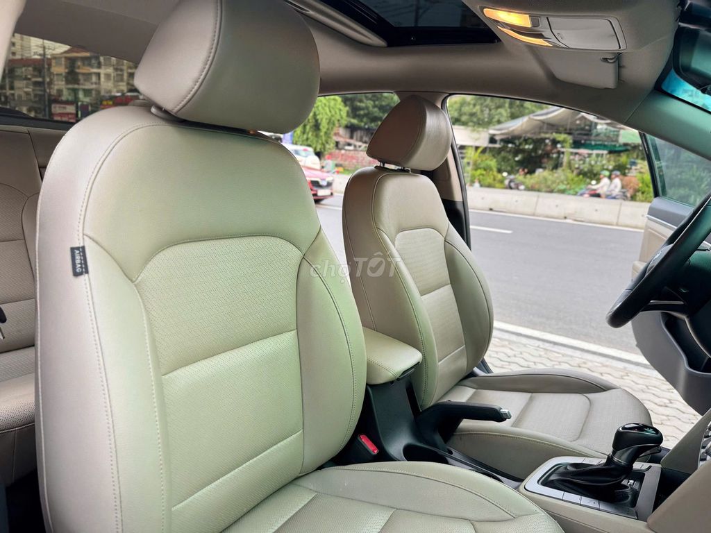 Hyundai Elantra 2022 2.0 AT - 19000 km. Mua bán Ô tô tại Quận 10 Tp Hồ Chí Minh được đăng bởi ĐỨC XE LƯỚT hình 9