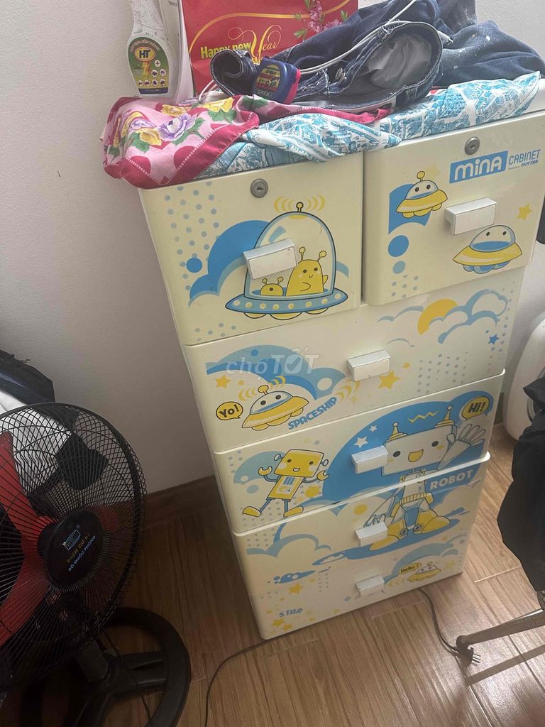 Tủ quần áo Mina Nhựa Vàng kem. Mua bán Tủ, kệ gia đình tại Thành phố Thanh Hóa Thanh Hóa được đăng bởi Nguyễn Hoàng Việt hình 1