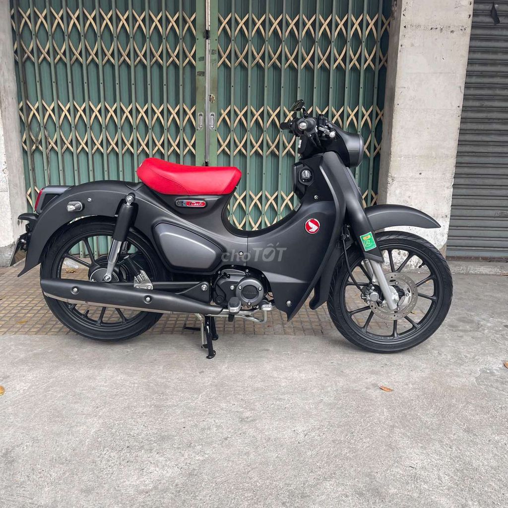 Super Cub 125 đen - odo 600km