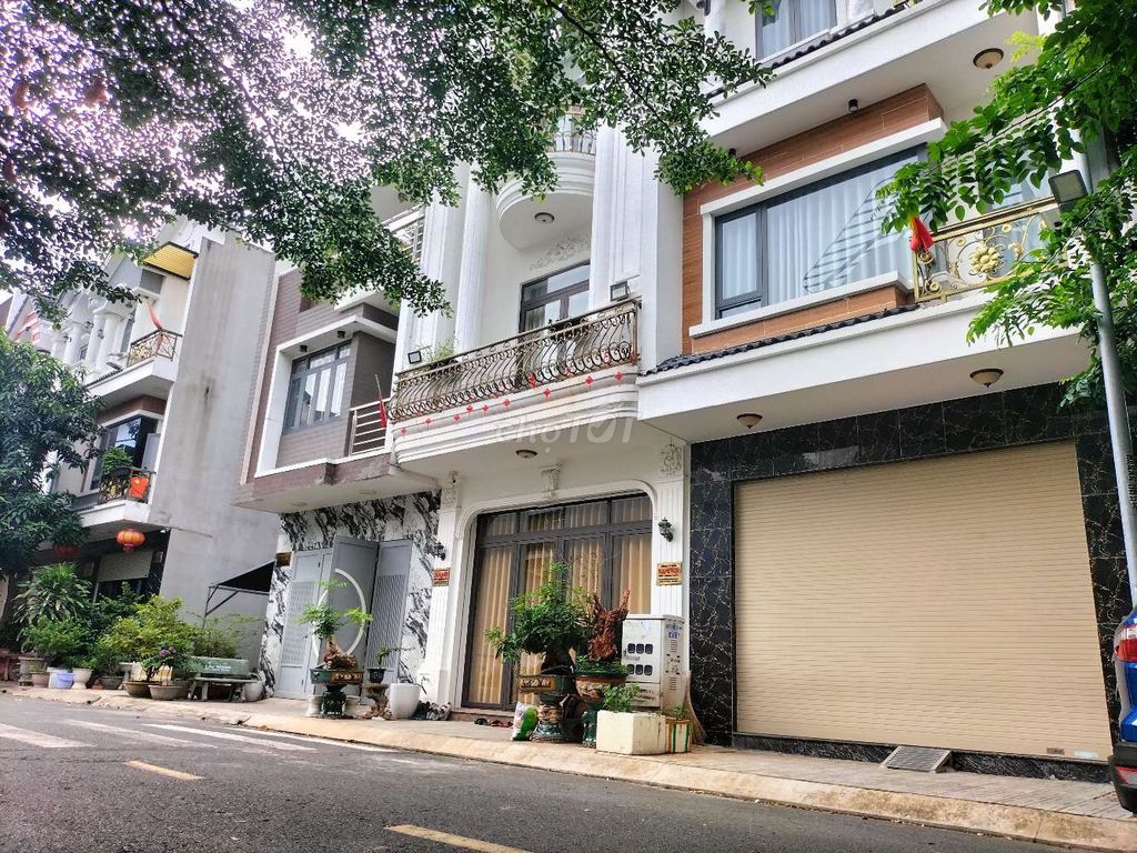 💥💥 loaloa giảm sốc 650t bán gấp nhà đẹp lắm phải nhanh ạ 