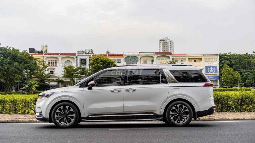 Kia Carnival 2022 2.2D Luxury 8 chỗ - 46000 km. Mua bán Ô tô tại Quận 7 Tp Hồ Chí Minh được đăng bởi John Luxury Car hình 5