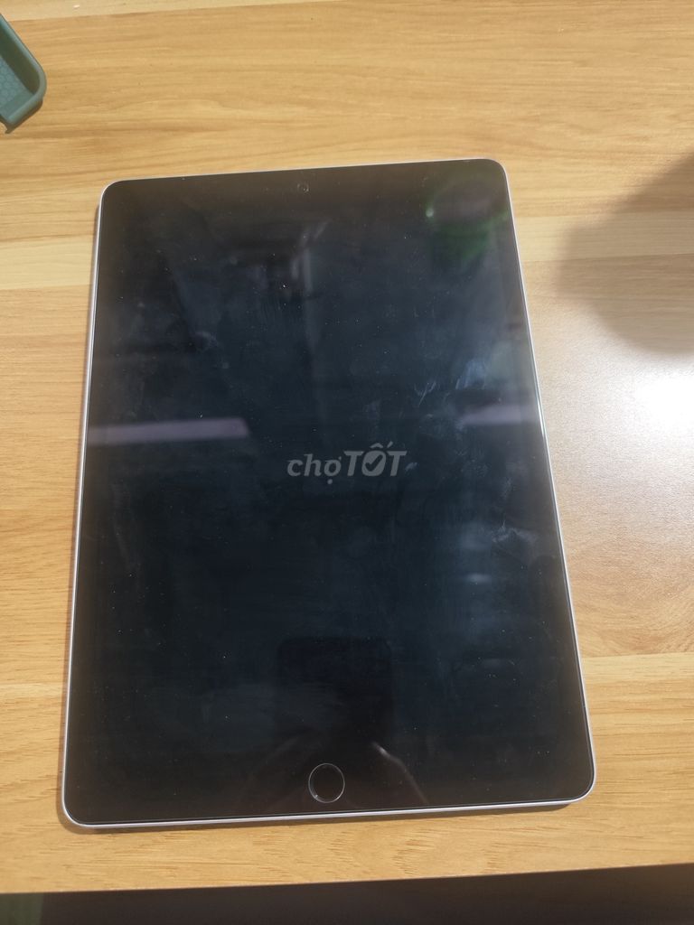 Apple iPad Gen 9 64GB Bạc Đã qua sử dụng. Mua bán Máy tính bảng tại Thành phố Kon Tum Kon Tum được đăng bởi Quang hình 1