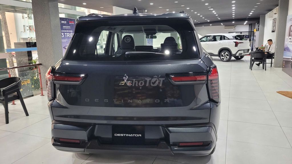 MITSUBISHI DESITNATOR PREMIUM- XE GIAO NGAY+KM QUÀ. Mua bán Ô tô tại Quận 1 Tp Hồ Chí Minh được đăng bởi HÀ Mitsubishi hình 3