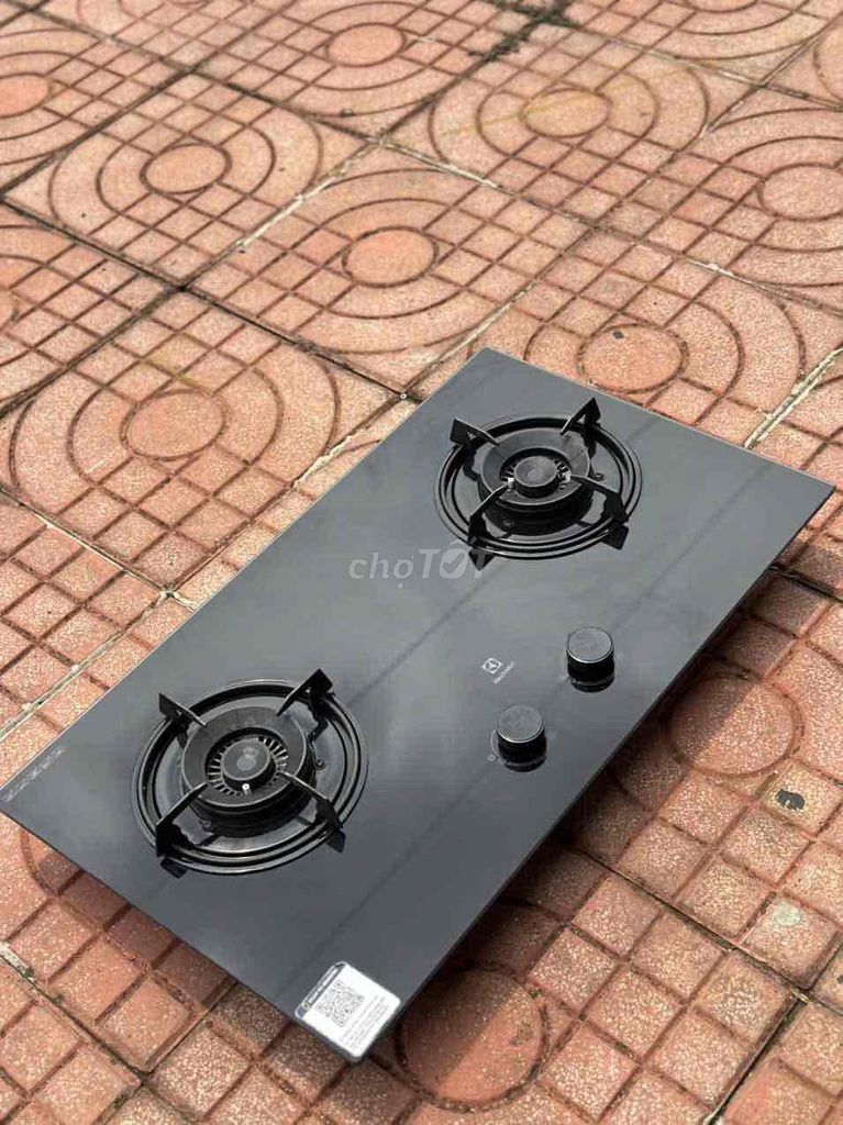 Bếp ga âm Electrolux Kính Đen. Mua bán Bếp, lò, đồ điện nhà bếp tại Thành phố Buôn Ma Thuột Đắk Lắk được đăng bởi Nguyễn Duy hình 1
