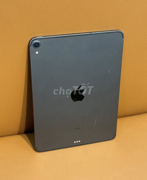 iPad Pro 11 inch 2018 256GB LTE 4G. Mua bán Máy tính bảng tại Quận Tân Bình Tp Hồ Chí Minh được đăng bởi Nguyễn Chí Ái hình 1