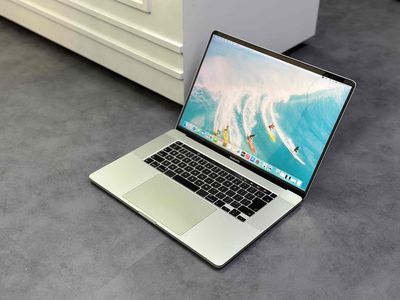 MacBook Pro 2019 16inch vga 4Gb