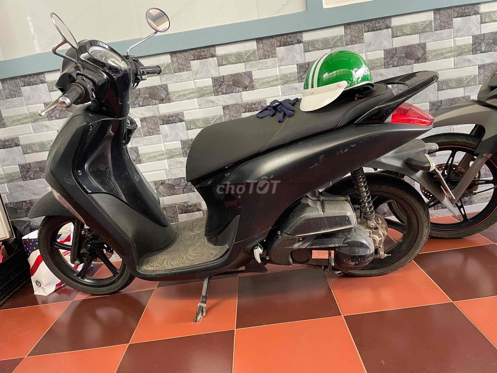 cần bán janus 2017 khoá SMK. Mua bán Xe máy tại Thành phố Đà Lạt Lâm Đồng được đăng bởi Hoàng Ngọc Vũ hình 3