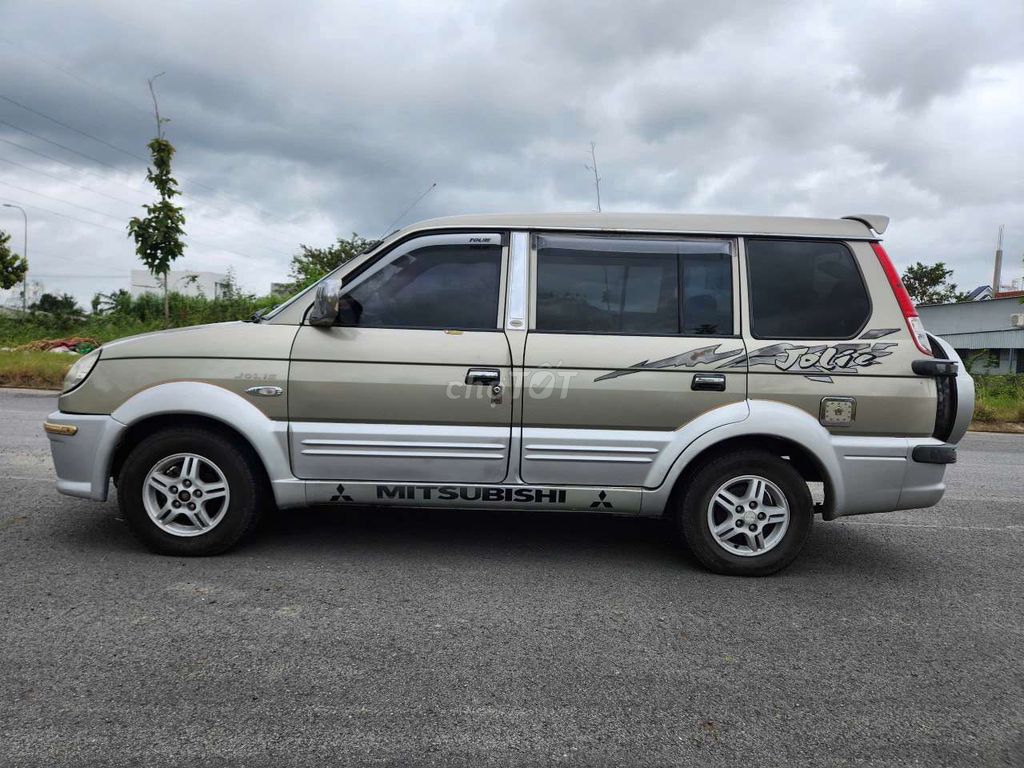 Mitsubishi Jolie 2005 tuyệt đẹp 7 chỗ