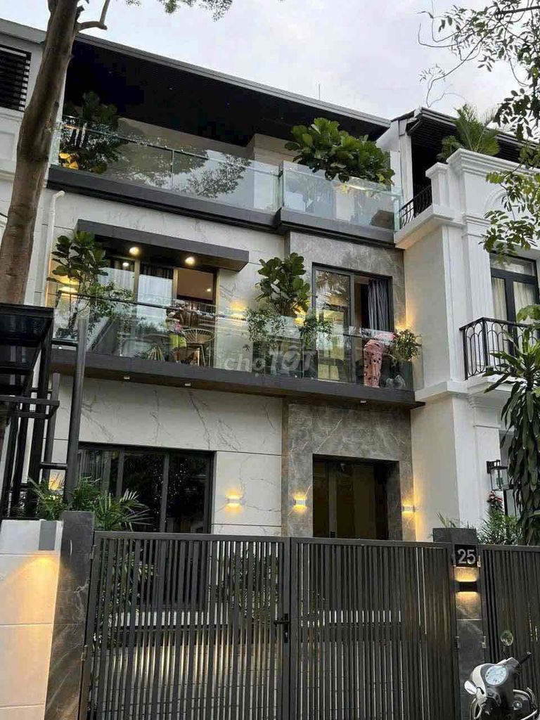 Rent · 4 bd · 126 м² · Quận 7, ул. Đường Mỹ Giang 2A