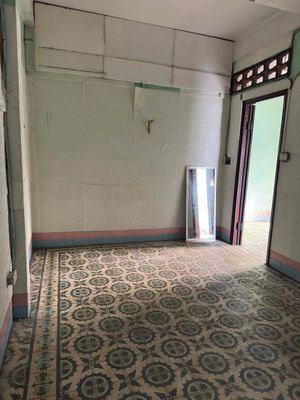 CHO THUÊ NGUYÊN LẦU 3 Có sân thượng
