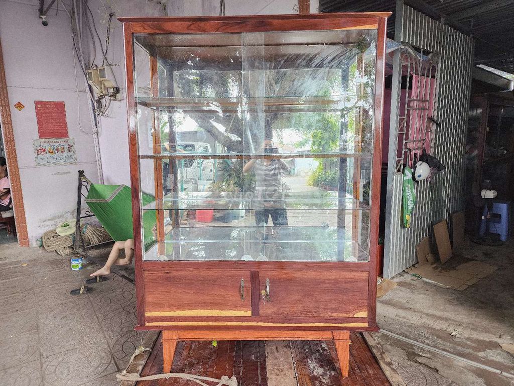 Tủ trưng bày Gỗ cẩm 1m25x1m76. Mua bán Tủ, kệ gia đình tại Quận Bình Thuỷ Cần Thơ được đăng bởi Cường Đồ Gổ Cũ Xưa hình 1