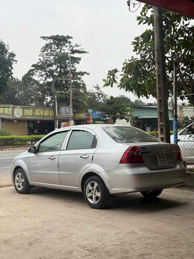 Daewoo Gentra 2010 SX 1.5 MT - 120 km. Mua bán Ô tô tại Thị xã Bến Cát Bình Dương được đăng bởi Thành Vinh hình 3