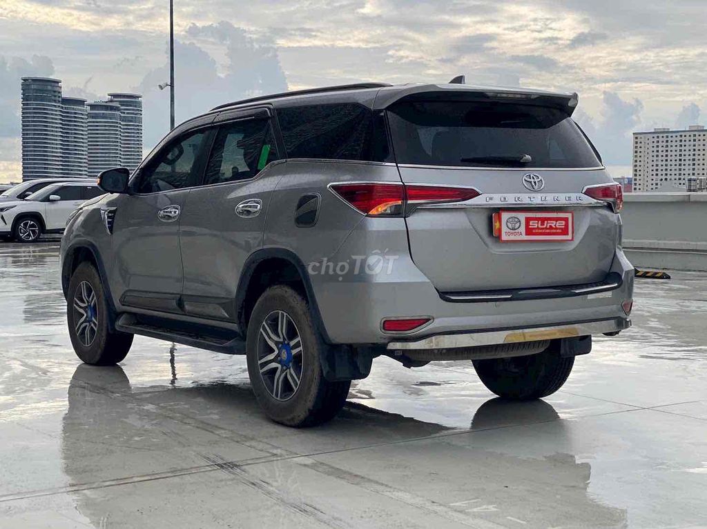 Toyota Fortuner 2018 2.7V 4x2 - 67000 km 7c tự đôn. Mua bán Ô tô tại Quận Bình Thạnh Tp Hồ Chí Minh được đăng bởi phuongneo hình 6