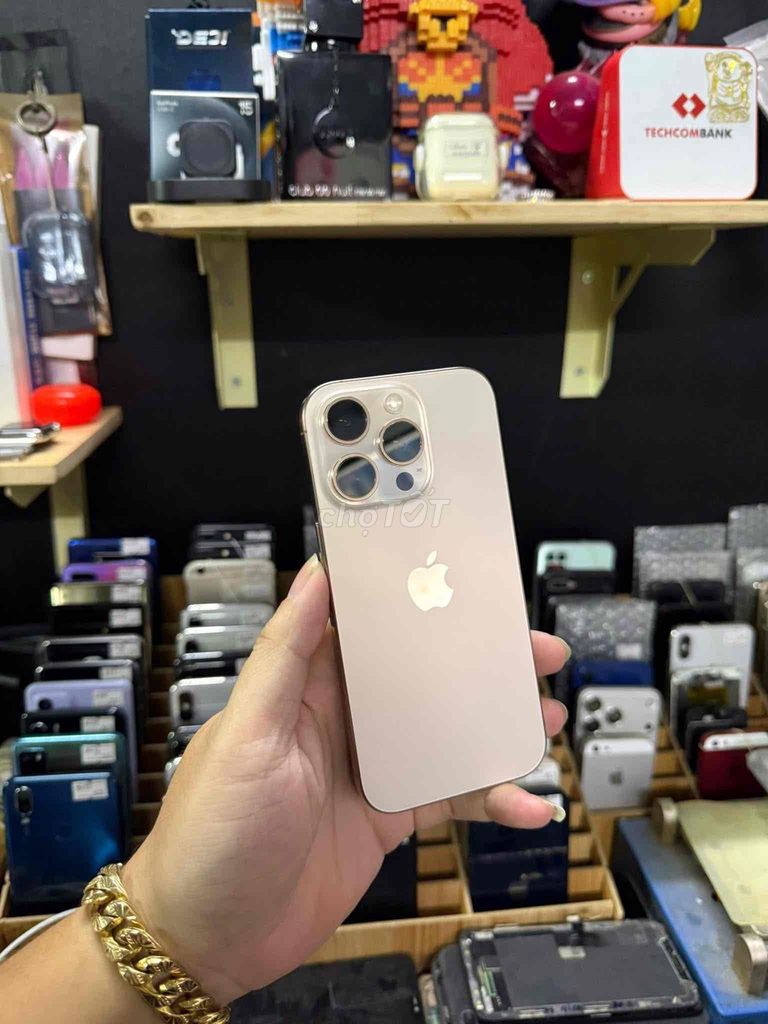 Apple iPhone 16 Pro 128GB Vàng sa mạc 89%. Mua bán Điện thoại tại Quận Bình Thạnh Tp Hồ Chí Minh được đăng bởi SyTuan hình 1