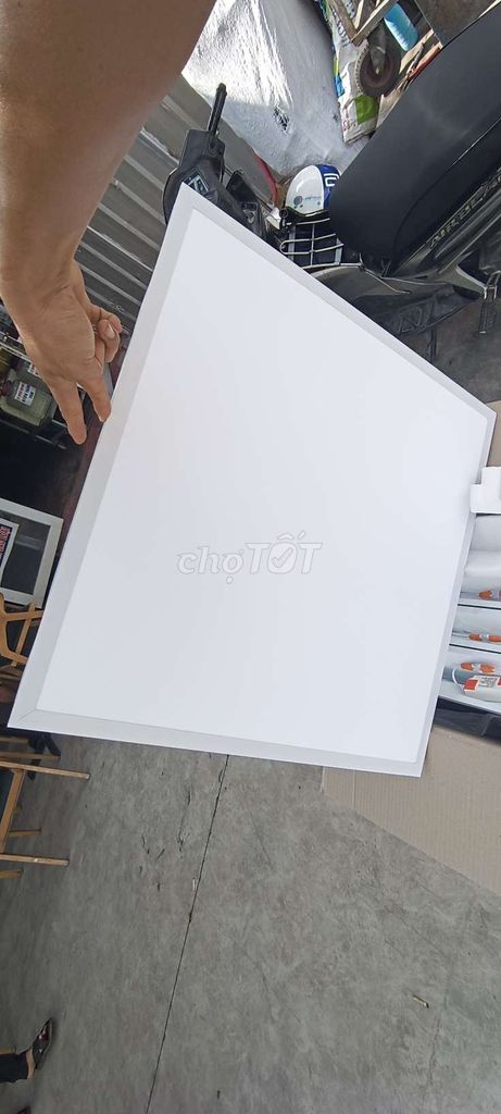 Đèn Panel thả trần 600x600mm 50W