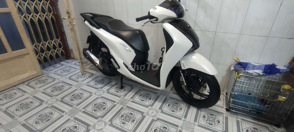 Xe SH150 abs. Mua bán Xe máy tại Quận Bình Thạnh Tp Hồ Chí Minh được đăng bởi Tấn hình 6