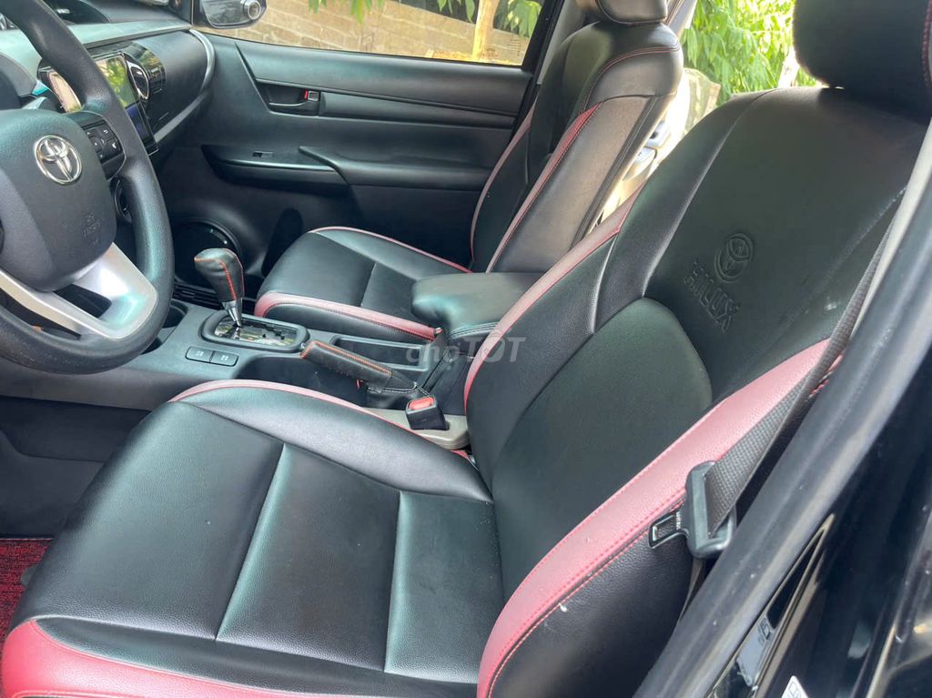 Toyota Hilux 2.4 AT một cầu Sx 2020 Nhập Thái. Mua bán Ô tô tại Quận Cầu Giấy Hà Nội được đăng bởi Hưng Toyota  hình 5