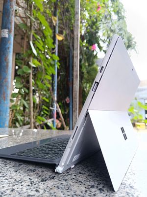 Microsoft Surface Pro 7 Plus Lte hỗ trợ sim 4g