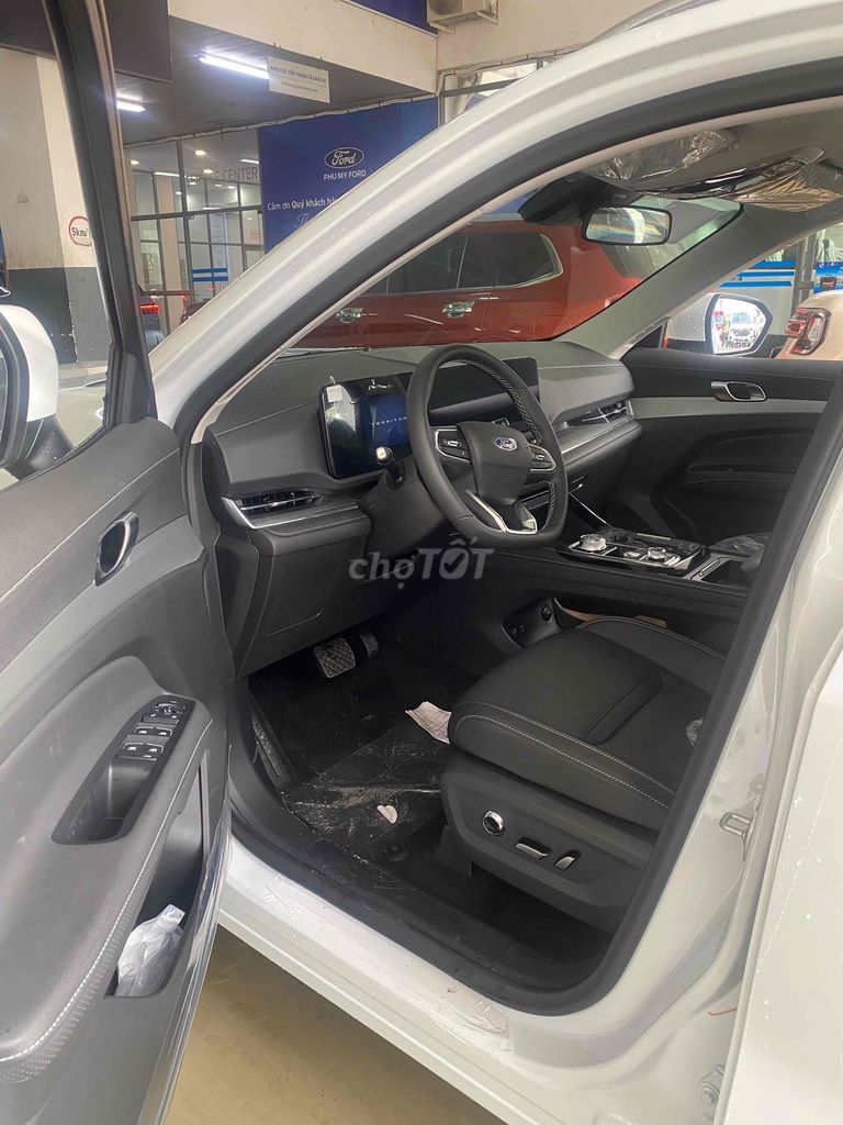 2025 Territory Trend Trắng bank 85%, lãi 7,6%. Mua bán Ô tô tại Thành phố Thủ Đức Tp Hồ Chí Minh được đăng bởi FORD THỦ ĐỨC TRẦN THẮNG  hình 6