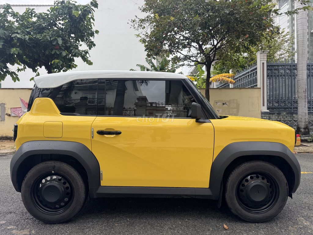 VF3, Màu Vàng, biển số TPHCM, còn RẤT MỚI, sơn zin. Mua bán Ô tô tại Quận Bình Tân Tp Hồ Chí Minh được đăng bởi VÕ LONG HẢI VinFast Chevrolet hình 4