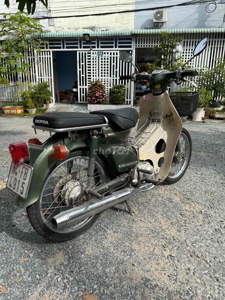 HONDA SUPPER CÚP 81. kim vàng giọt lệ. 1 chủ sài.. Mua bán Xe máy tại Thành phố Vĩnh Long Vĩnh Long được đăng bởi Lê Công hình 1